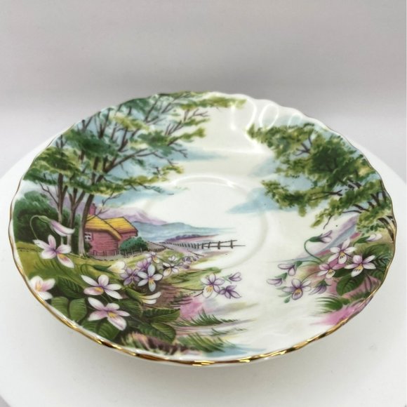 Vintage Royal Albert Bone China England Country Scenes Dingle Dell Teacup and Sa - Picture 12 of 15
